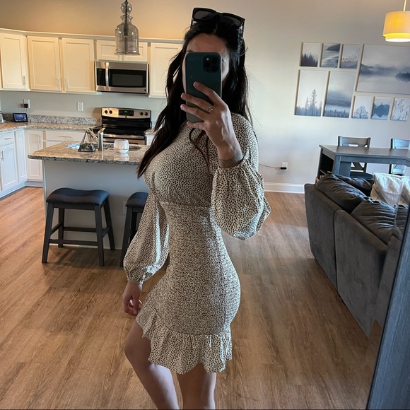 Billowy Beige Mini Dress - Picture 4 of 12